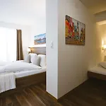 Roemerhof 3* لوكباد
