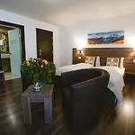 Roemerhof 3*